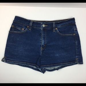 Levi’s vintage high rise denim shorts juniors 11